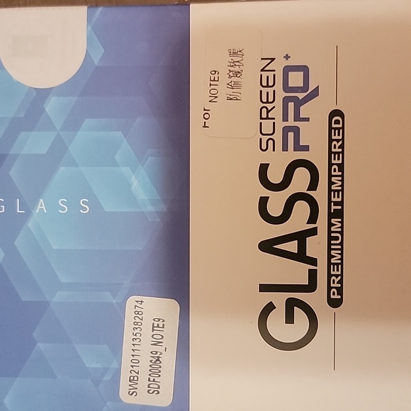 Glass screen protector - Picture 2 of 6